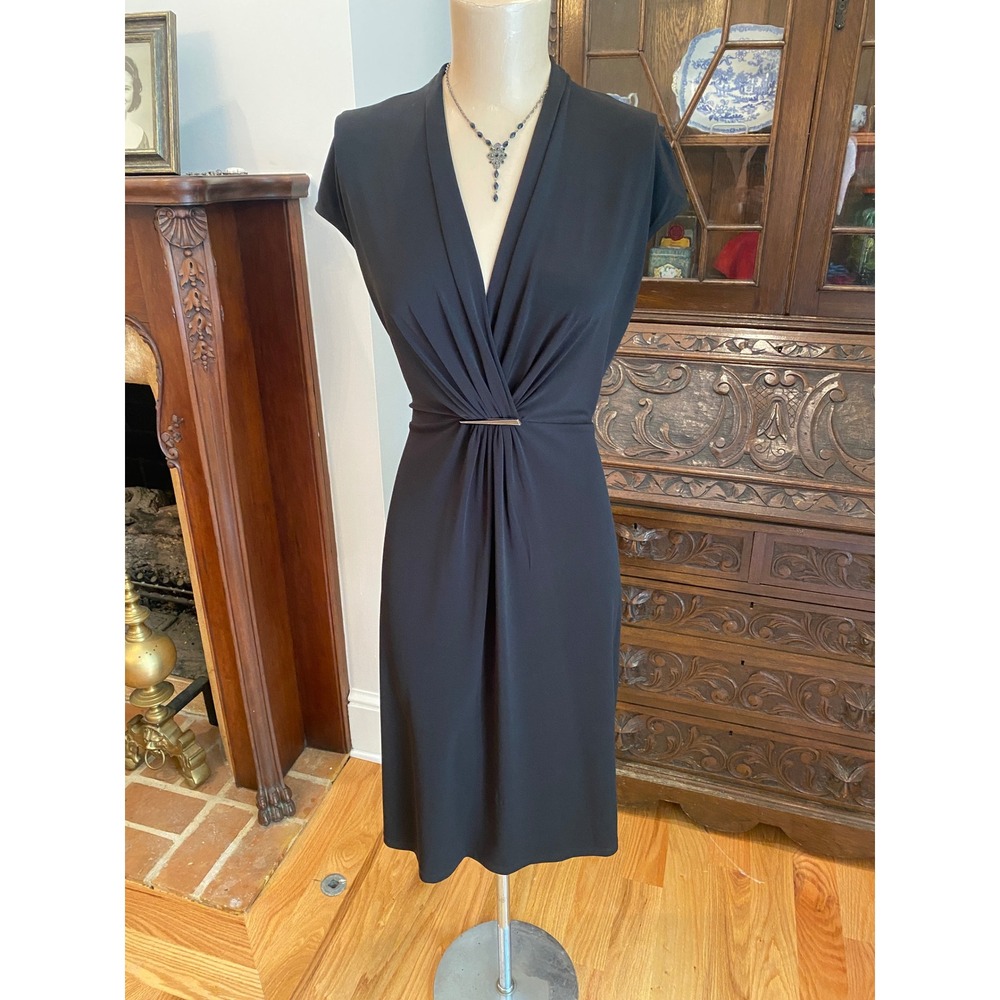 Chico's Black V-Neck Sheath Dress‎ Silver Bar Gathered Waist Size 1 Medium - Picture 2 of 11